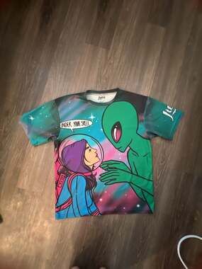 Lucii Festi Daze Under Your Spell Alien Graphic Polyester T-Shirt